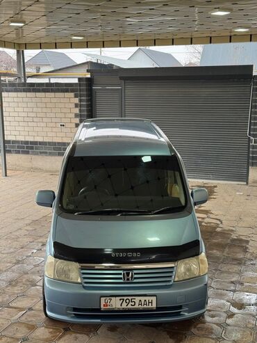 Honda: Honda Stepwgn: 2003 г., 2 л, Минивэн — 17