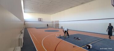 Напольные работы: Выравнивание пола, Монтаж напольных плинтусов, Стяжка пола | Линолеум, Наливные полы, Паркет Больше 6 лет опыта — 14