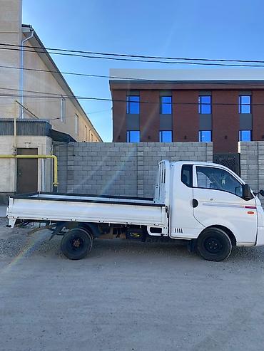 1000: Hyundai Porter II бортовой малотоннажный грузовик - Компоновка — 3
