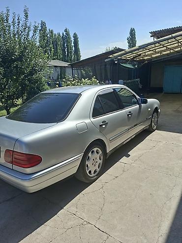 салон гелик: Mercedes-Benz E-Class: 1998 г., 2 л, Автомат, Бензин, Седан — 4