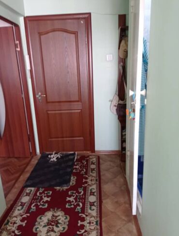 меняю с моей доплатой: 1 комната, 42 м², 106 серия, 6 этаж