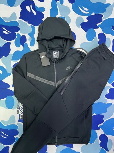 Спортивные костюмы: Мужской спортивный костюм, M (EU 38), Nike, Б/у, цвет - Черный