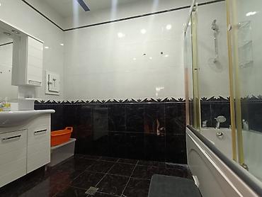 ferma is: Şah İsmayıl Xətai metrosu yaxınlığında 3 otaqlı kirayə mənzil - — 7