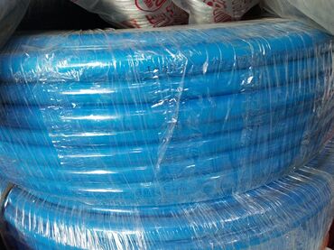 inək sudu: Plastik, Şlanq, Məişət, Su üçün