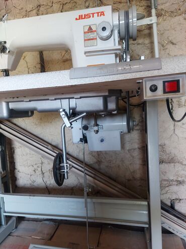 промышленные швейные машины жак: Без шумная,прямая строчка,состояние хорошее