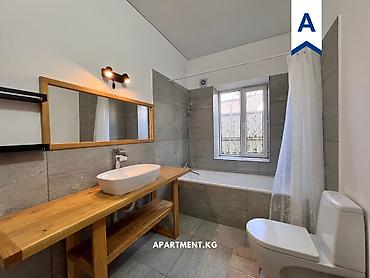 Долгосрочная аренда домов: 220 м², 7 комнат, Евроремонт, Забор, огорожен, Теплый пол — 9