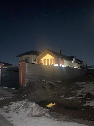 арашан дом: 6 бөлмө жана андан көп, 250 м², 4 соток, Бишкек, Кыймылсыз мүлк агенттиги — 3
