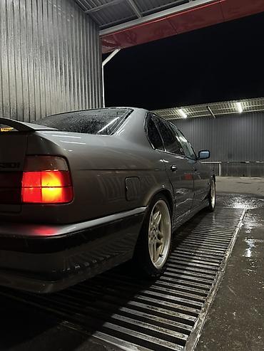 бензин насос e34: BMW 530: 1992 г., 2.5 л, Механика, Бензин, Седан — 4