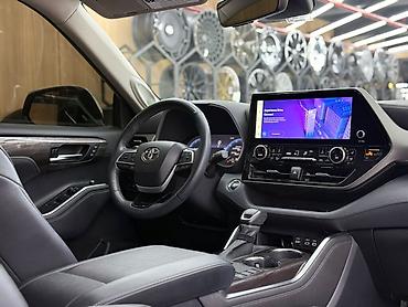 maybach 222: Toyota Highlander: 2023 г., 2.4 л, Автомат, Бензин, Кроссовер — 6