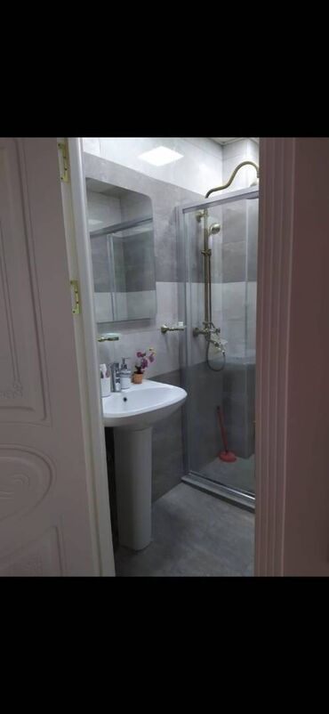 Yeni tikili: 3 otaqlı, Yeni tikili, m. Neftçilər, 105 kv. m — 11