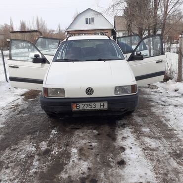 passat b 8: Год выпуска 1989
пассат б3 
каракол
объём 1.8