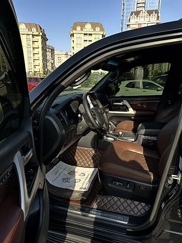 lend cruzer: Toyota Land Cruiser: 2017 г., 4.6 л, Автомат, Бензин, Внедорожник — 10