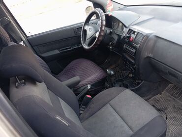 кухня на колесах: Представляем хэтчбек Hyundai Getz, выполненный в золотистом цвете, что