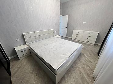 kamont: Ağ rəngdə yataq otağı mebel dəsti Tərkibi: - Yumşaq başlıqlı — 1