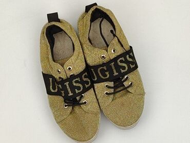 Жінкам: Guess, Кросівки жіночі, 38, стан - Хороший