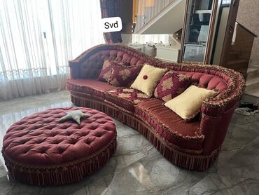 кухонный гарнитур в оше цена: Sevda🌞kod⁴⁴
Divan dest satilir 
Qiymet 500 Azn 
Unvan 20 yanvar