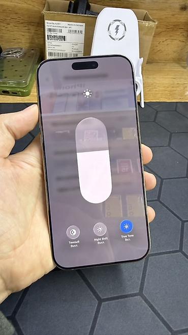 Apple iPhone: IPhone 16 Pro Max, Новый, 256 ГБ, Natural Titanium, Зарядное устройство, Защитное стекло, Чехол, 100 % — 5