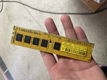Оперативная память (RAM): Оперативная память, Б/у, 4 ГБ, DDR4, 2133 МГц, Для ПК
