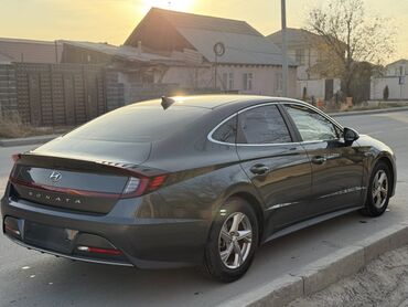 Hyundai: Hyundai Sonata: 2022 г., 2 л, Автомат, Газ, Седан — 4