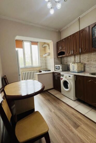 3 комнатная квартира асанбай: 3 комнаты, 82 м², 106 серия, 2 этаж, Косметический ремонт