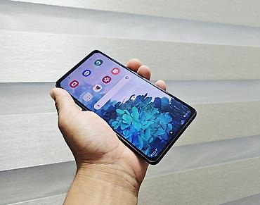 galaxy tab e: Samsung Galaxy S20, Б/у, 128 ГБ, цвет - Синий, 1 SIM, 2 SIM — 3