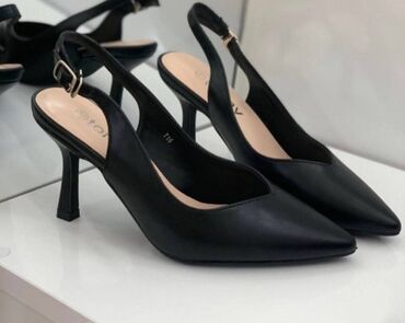 Salonke: Salonke, 40 — 2