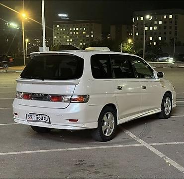 серый gac aion s: Toyota Gaia: 2001 г., 2 л, Автомат, Бензин, Минивэн — 5