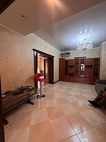 продаю дом в селе джал: 6 комнат, 350 м², 7 соток, Бишкек, Джальская больница Риэлтор — 2