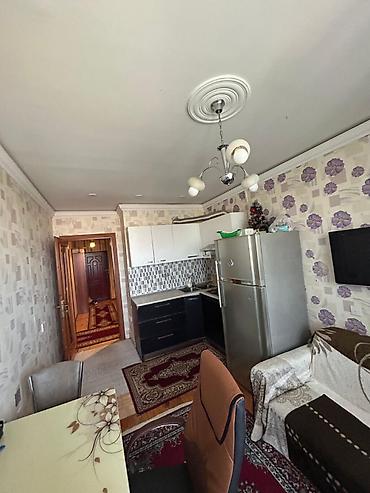 zabrat ev: Bakıxanov qəs., 2 otaqlı, Yeni tikili, m. Neftçilər, 50 kv. m — 6
