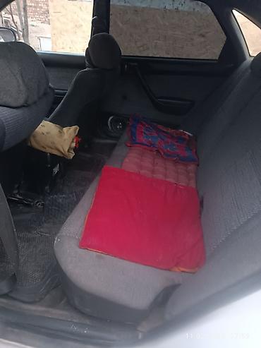 Toyota: Toyota Carina: 1992 г., Хэтчбэк — 7