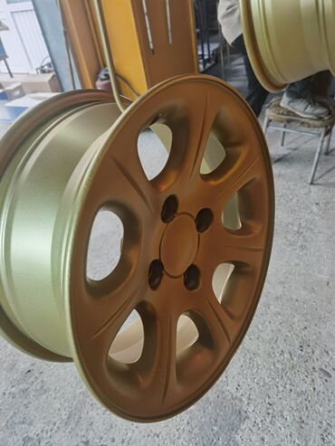 Usluge u domaćinstvu: Peskarenje i plastifikacija metala drveta resetki za frizdere i dr — 23