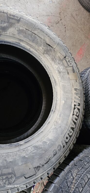 Диски: Шины 265 / 65 / R 17, Зима, Б/у, Комплект, Легковые, Корея, Roadstone