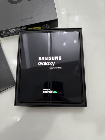 Samsung: Samsung Galaxy Z Fold 4, 256 ГБ, цвет - Черный, 1 SIM, eSIM