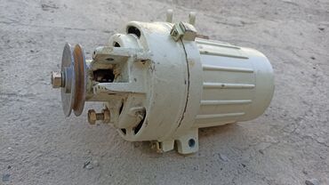 морозильную камеру: Мотор Постоянного тока рабочий 2800 об./мин. 370W 12V Цена 2500-можем