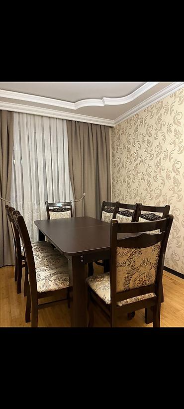 Qonaq otağı üçün, İşlənmiş, Dördbucaq masa, 8 stul lalafo.az -da Qonaq otağı üçün, İşlənmiş, Dördbucaq masa, 8 stul