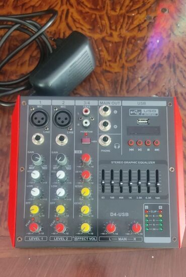 dj aparati: D4-USB kompakt audio mikser Xüsusiyyətlər: - 4 kanallı quruluş: 2