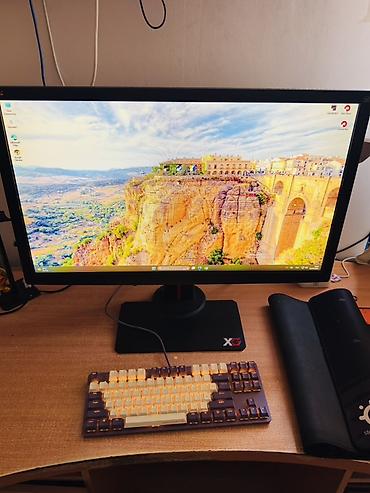Мониторы: Монитор, ViewSonic, Б/у, LCD, 26" - 27" — 1