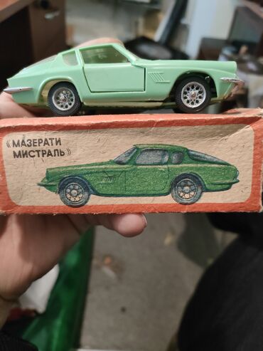 Avtomobil modelləri: 1970 il, Plastik