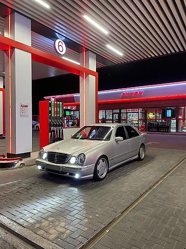 w21: Mercedes-Benz E-Class: 2000 г., 4.3 л, Типтроник, Бензин, Седан — 1
