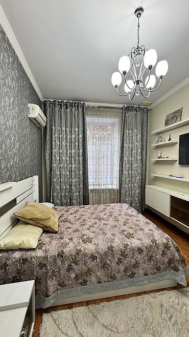 Үйлөрдү сатуу: 5 бөлмө, 178 м², 3 соток, Бишкек, Манас/Бөкөнбаев Менчик ээси — 9