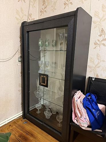 Qonaq otağı mebel dəsti Qeyd: çox səliqəli istifadə olunub, satışı