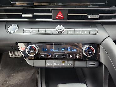 Hyundai: Hyundai Avante: 2022 г., Автомат, Бензин, Седан — 9