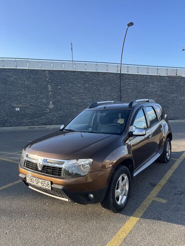 Renault: Renault Duster: 2 l | 2013 il 193400 km Ofrouder/SUV