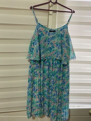 cvetne haljine za punije: XL (EU 42), bоја - Svetloplava, Na bretele