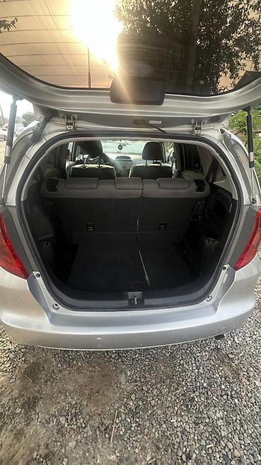 е34 дверь: Honda Fit: 2011 г., 1.5 л, Автомат, Бензин, Хэтчбэк — 7