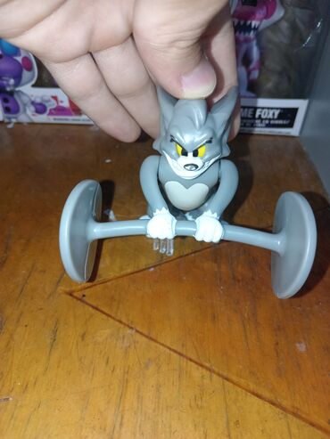 18 oyuncaqlar: Mcdonald's tom and jerry seriyası satılır, barter olunur. Bu dəyərli