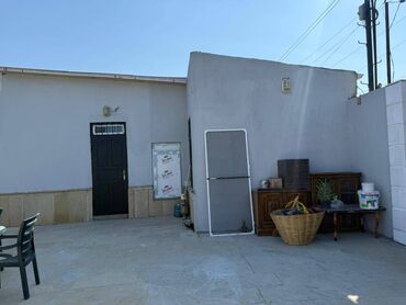 sabunçuda satılan həyət evləri: Sabunçu qəs. 6 otaqlı, 220 kv. m, Yeni təmirli