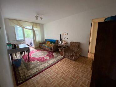 снять квартиру без риэлтора: 3 комнаты, 58 м², 104 серия, 3 этаж, Косметический ремонт
