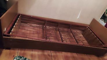 Çarpayılar: İşlənmiş, Təknəfərlik çarpayı, Bazasız, Matrassız, Siyirməsiz -da lalafo.az — 11 Çarpayılar: İşlənmiş, Təknəfərlik çarpayı, Bazasız, Matrassız, Siyirməsiz — 11