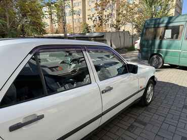 Mercedes-Benz: Mercedes-Benz W124: 1989 г., 3 л, Автомат, Бензин, Седан at lalafo.kg — 12 Mercedes-Benz: Mercedes-Benz W124: 1989 г., 3 л, Автомат, Бензин, Седан — 12